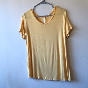 Active USA mustard tee